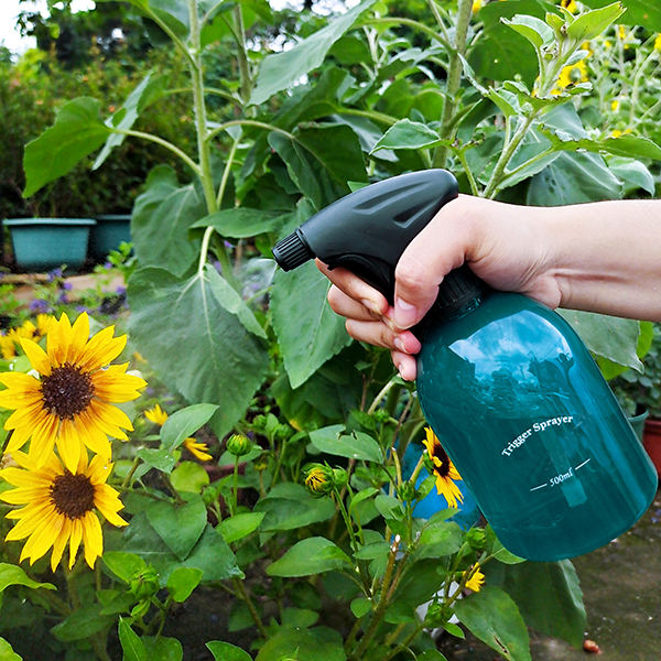 Spray Bottle with Trigger In-Use Image 1 Spray Bottle with Trigger - Image 3